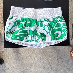 Roxy shorts size 5 womens green and white